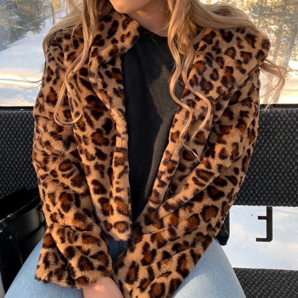 CROPPED CHEETAH JACKET